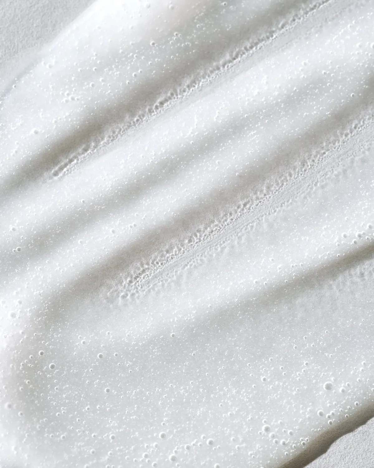 Mádara Brightening AHA Peel masque échantillon éclat
