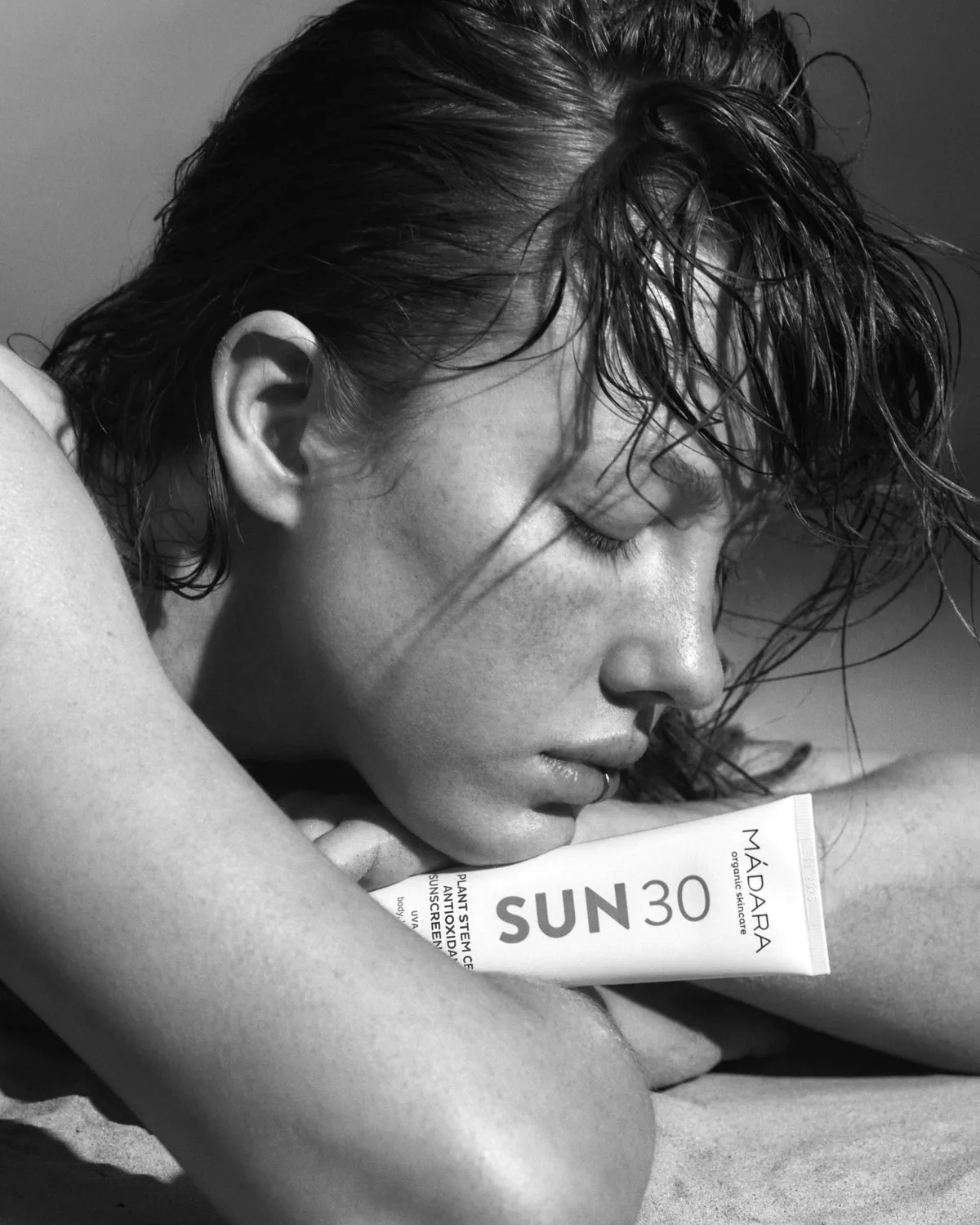 Mádara Sun Protection SPF30 solaire corps échantillon antioxydant