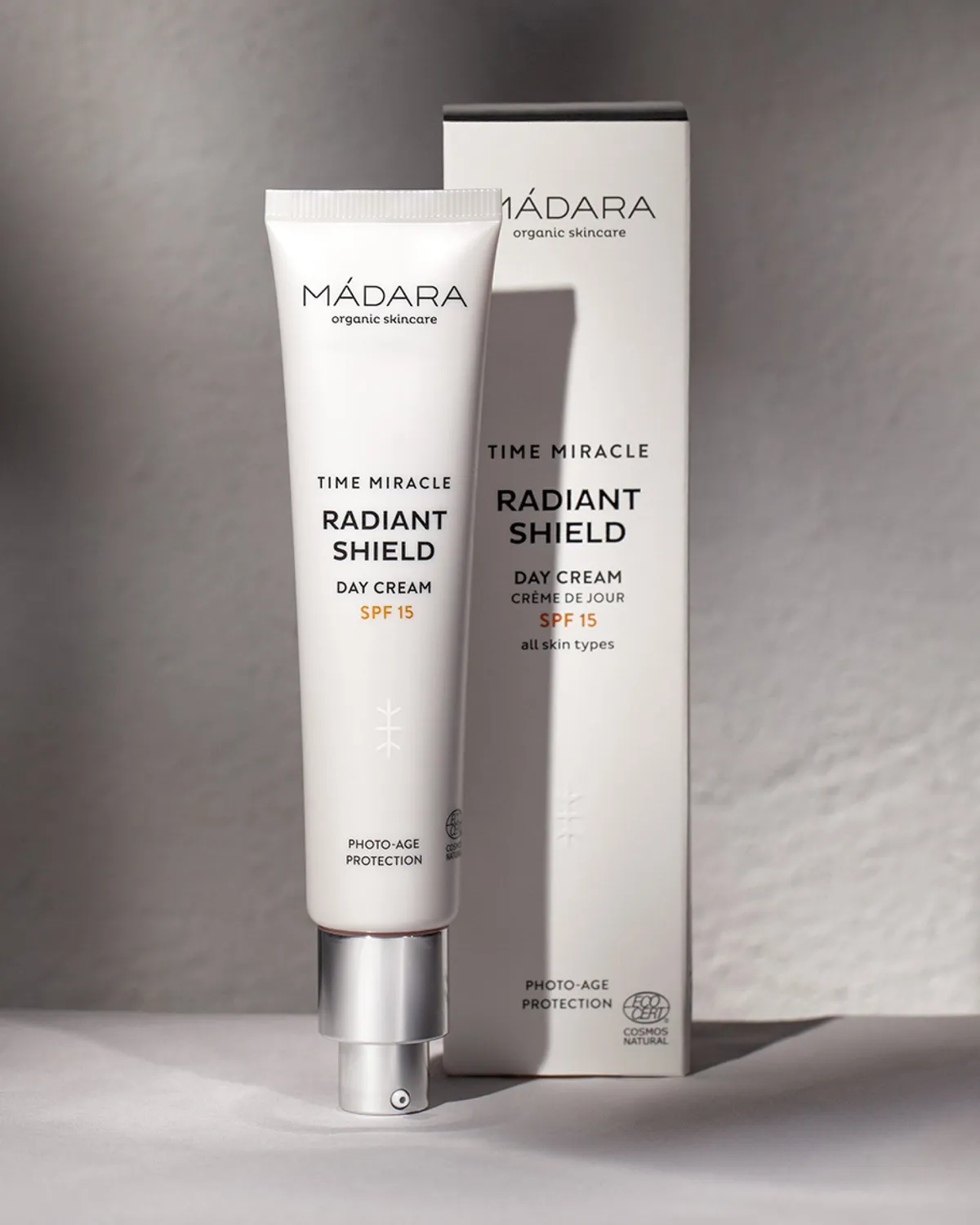 Mádara Radiant Shield Day Cream SPF15 crème visage éclat sample