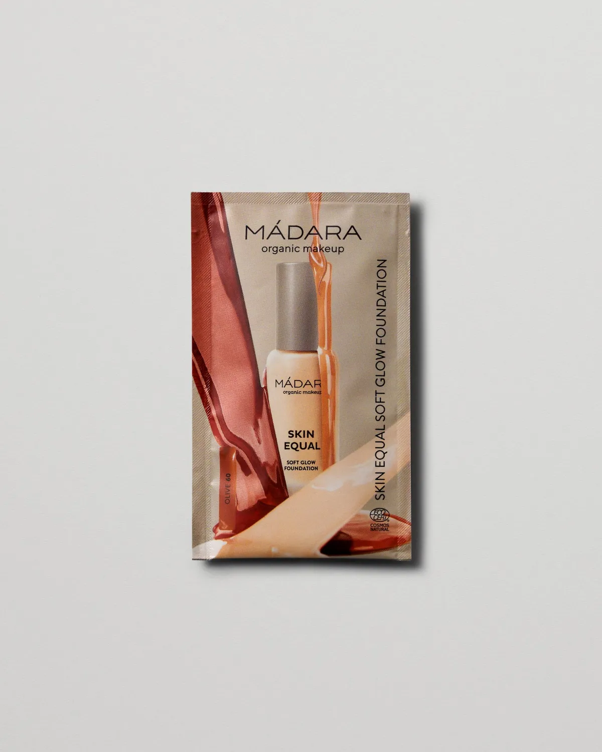 Mádara Soft Glow Foundation SPF20 fond teint échantillon