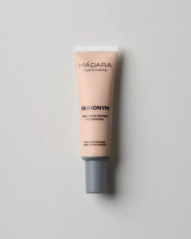 Mádara Semi-Matte Peptide fond teint échantillon mat