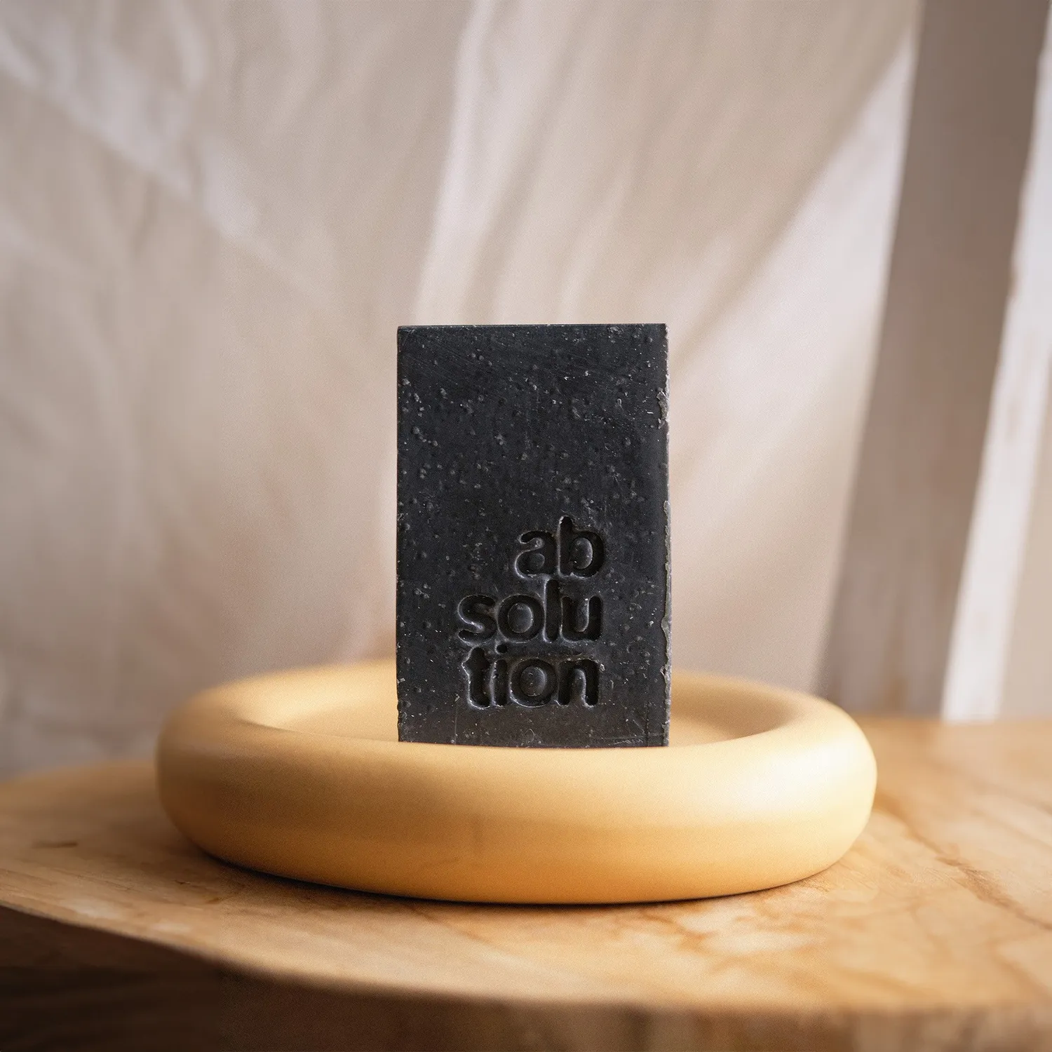 Absolution Le Savon Noir savon solide charbon