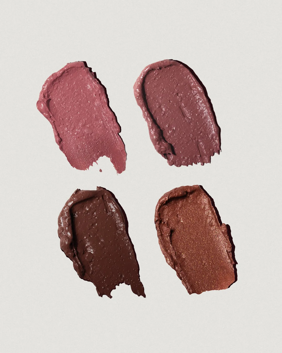 Mádara Satin Shine Flattery 501 rouge à lèvres 3,8 g satiné