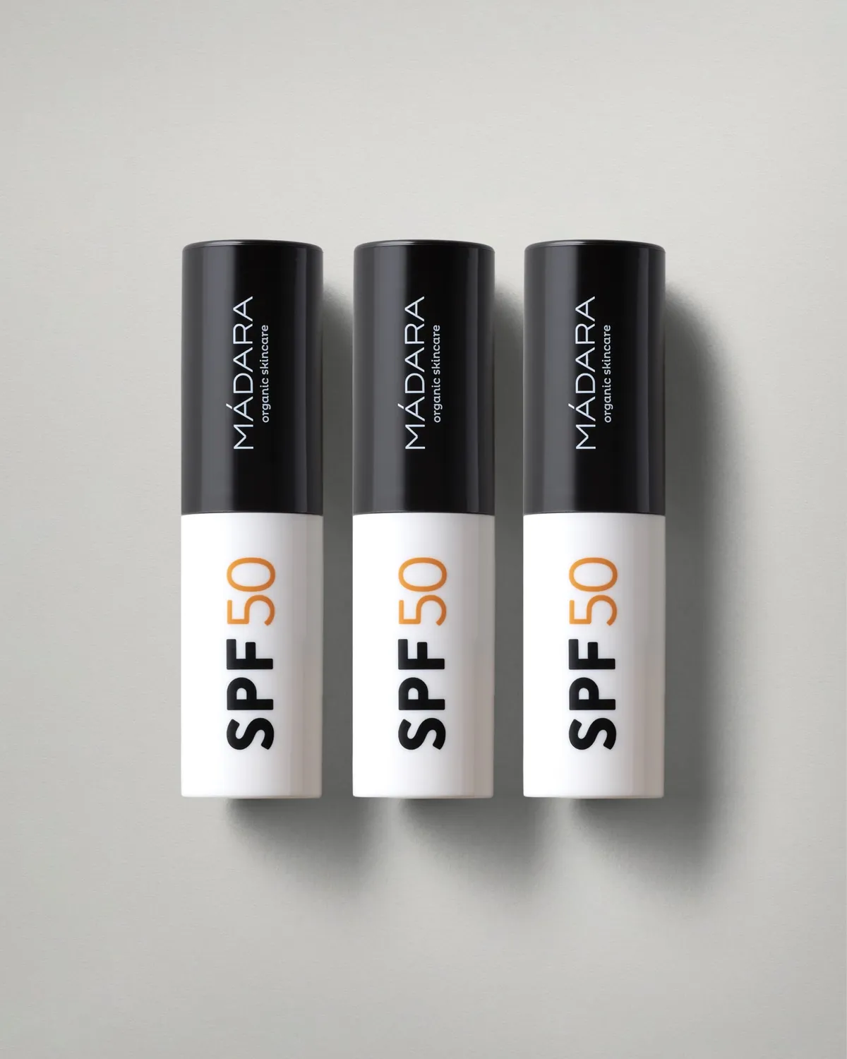 Mádara SPF50 Mineral stick solaire minéral haute protection
