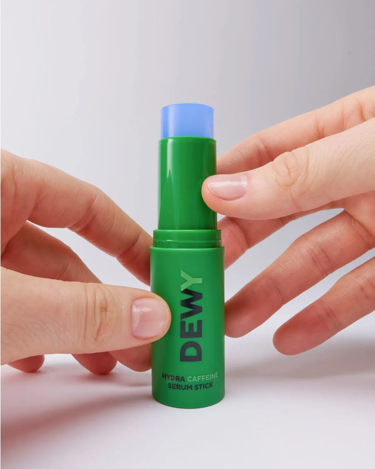 Mádara Dewy Hydra Caffeine sérum stick 11,5 g frais