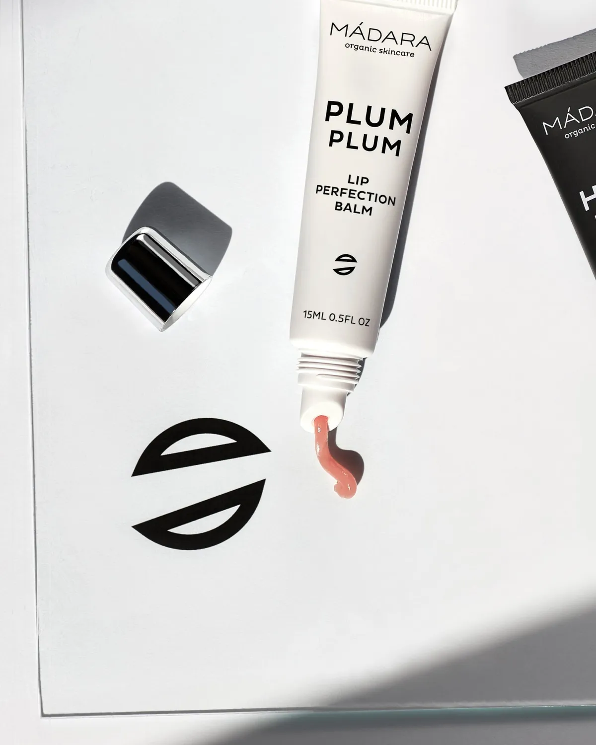 Mádara Plum Plum Lip Perfection baume à lèvres 15 ml prune