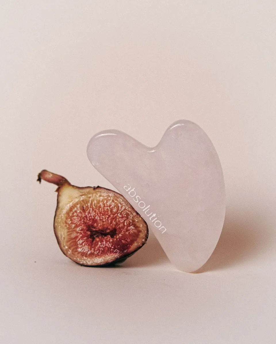 Absolution Le Gua Sha outil visage quartz rose