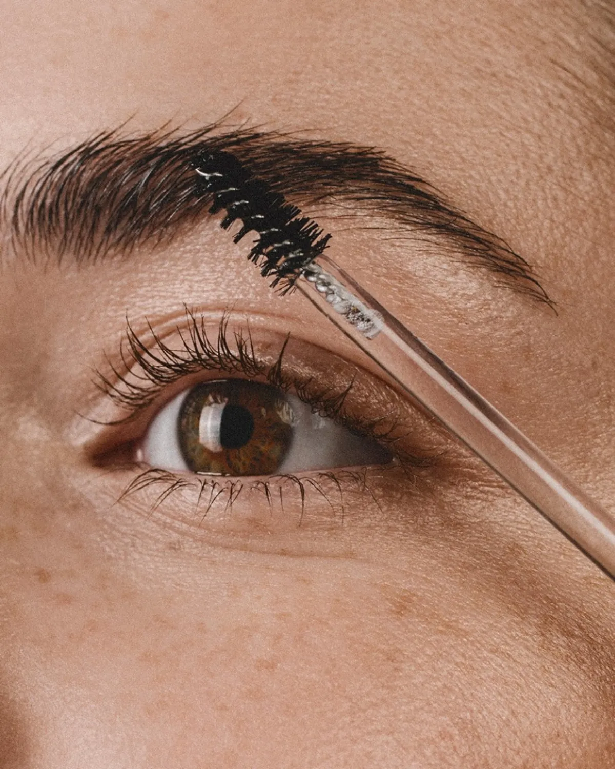 Mádara Grow & Fix Brow Lash sérum 4,25 ml peptides