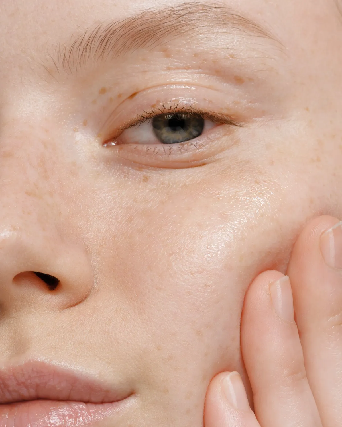 Mádara Alternative Niacinamide sérum 5-en-1 30 ml