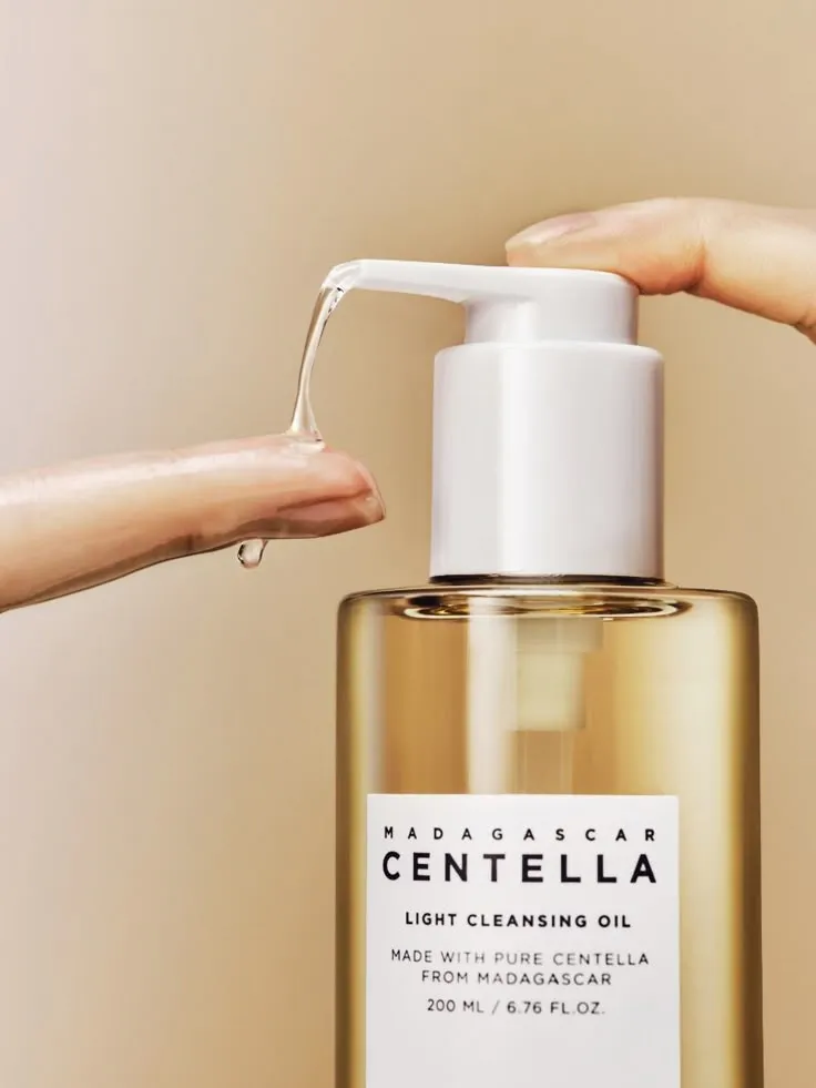 Skin1004 Madagascar Centella huile démaquillante légère 200 ml