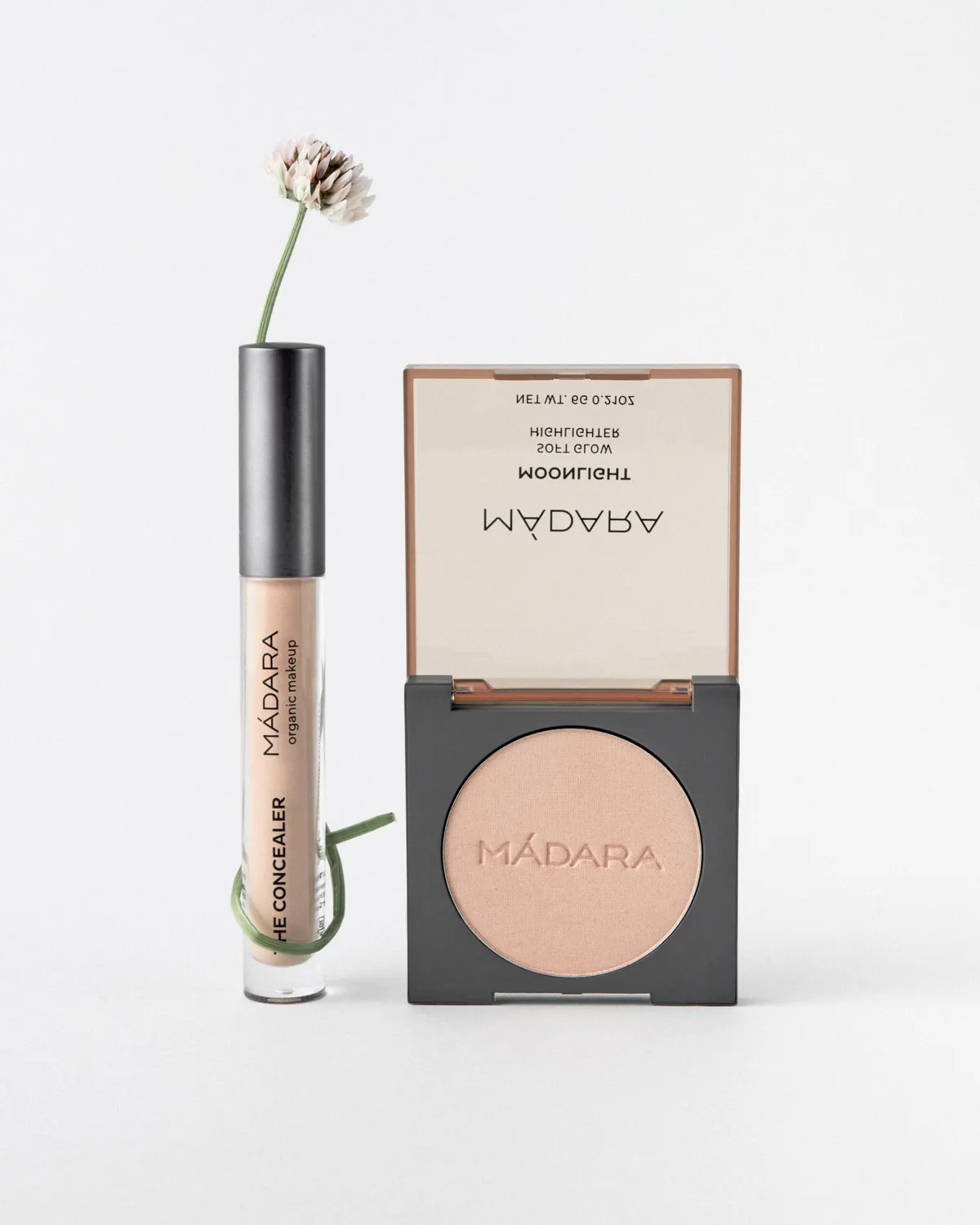 Mádara Soft Glow Stardust enlumineur 6 g fini irisé