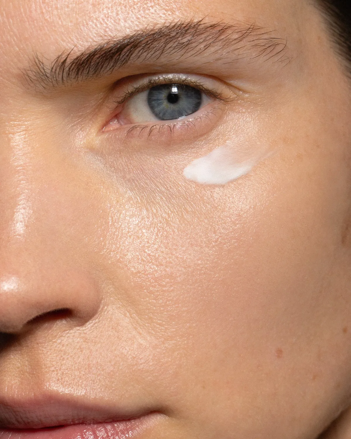 Mádara Retinol Alternative Plant-Powered sérum yeux échantillon