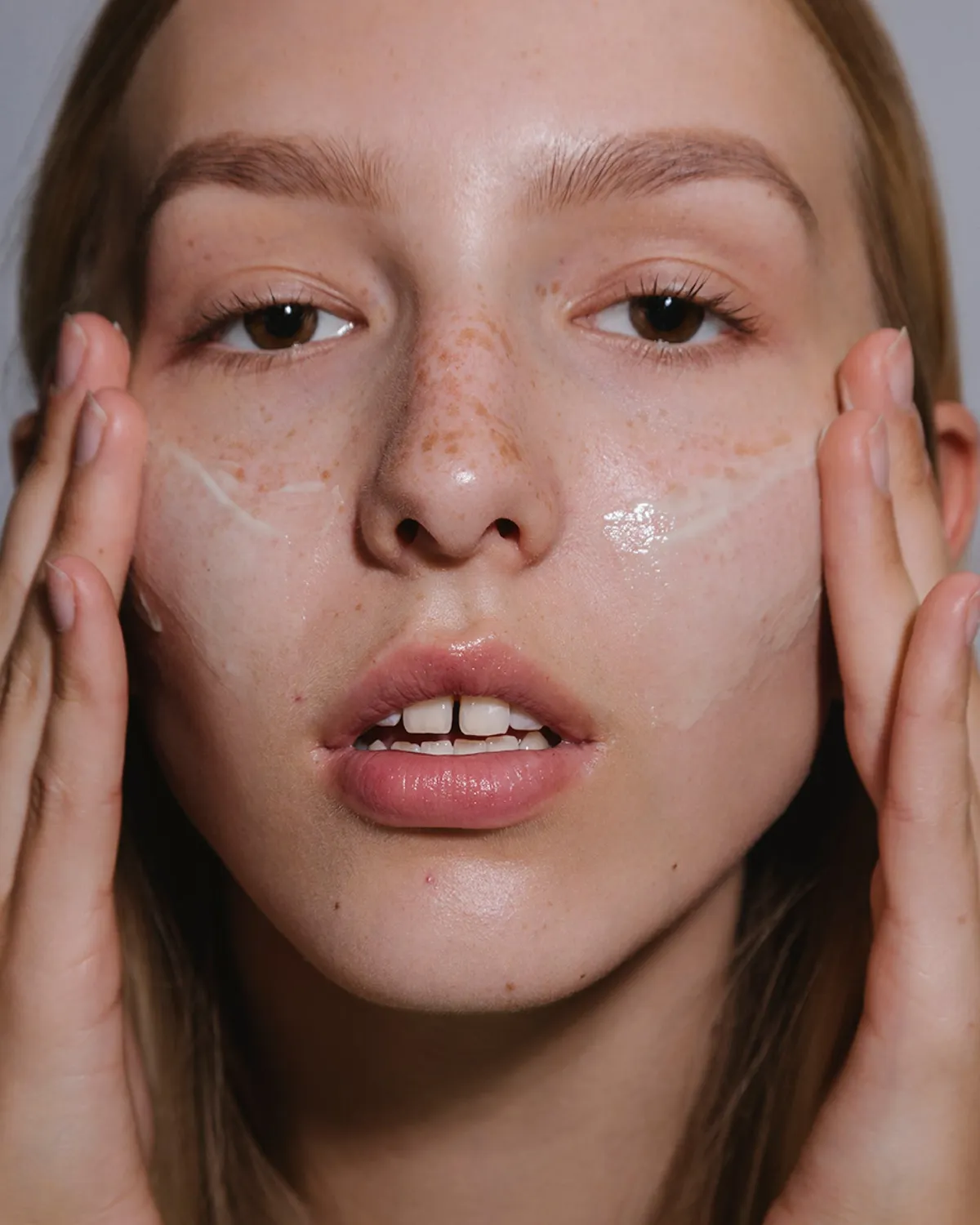 Mádara Hydra-Derm fluide équilibrant 40 ml peau grasse